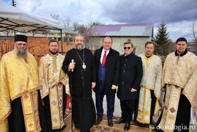 PS Nichifor Botoșăneanul la Parohia Dragalina