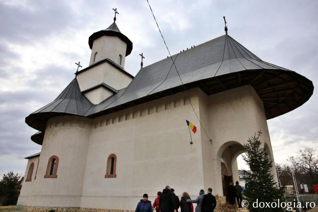 Biserica Parohiei Răducăneni