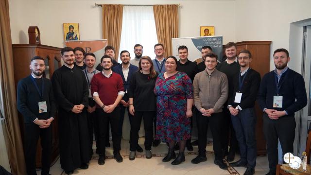 Curs inedit, organizat pentru profesorii de religie debutanți