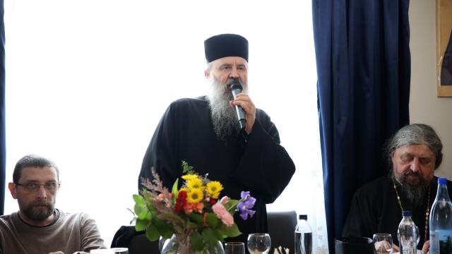 pr Hariton manastirea Petru Voda