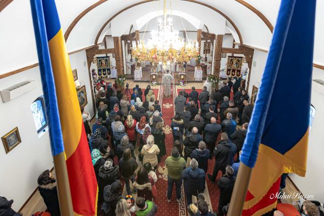 PS Siluan, Episcopul ortodox român al Italiei a slujit în Parohia „Sfântul Mucenic Emilian din Durostor” din localitatea Orbassano