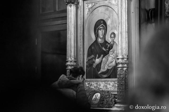Icoana Maicii Domnului de la Catedrala Mitropolitană