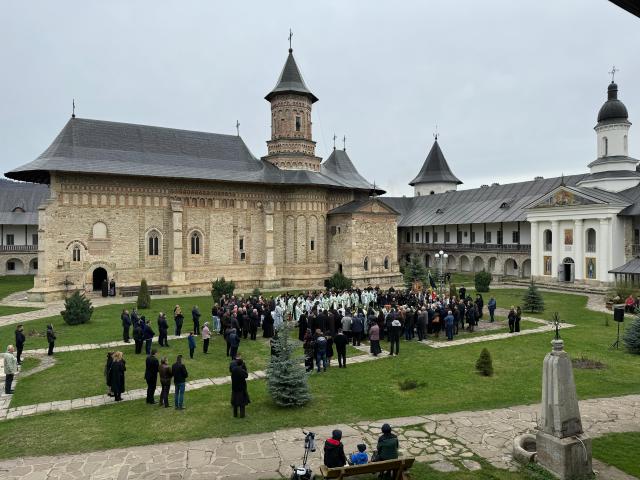 Înmormântarea arhid. Lavrentie Țurcanu Mănăstirea Neamț
