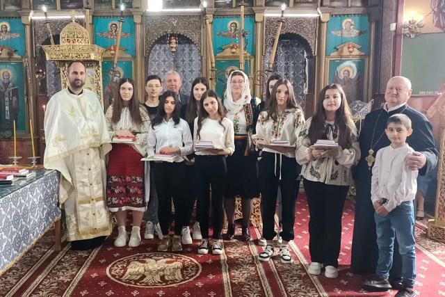 Premierea copiilor participanți la Concursul „Împreună cu Hristos în viață”