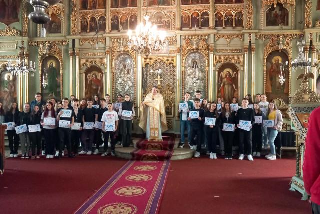 Premierea copiilor participanți la Concursul „Împreună cu Hristos în viață”