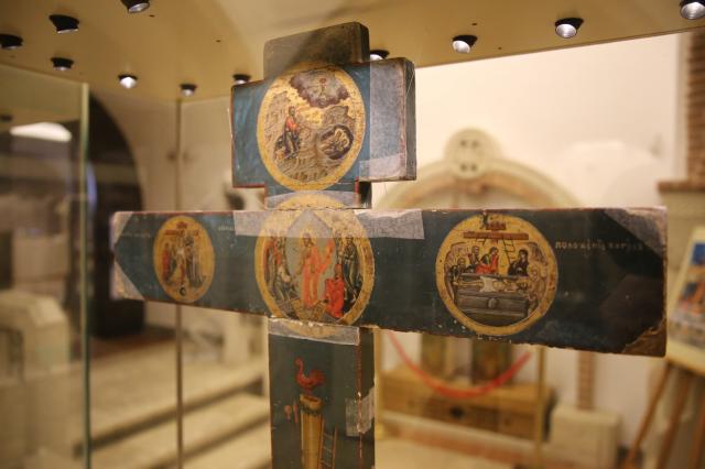 O expoziție dedicată Pătimirilor și Învierii Domnului, vernisată ieri la Muzeul Mitropolitan