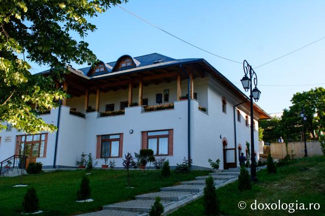 Sfințire de Paraclis și hram la Mănăstirea Coșula