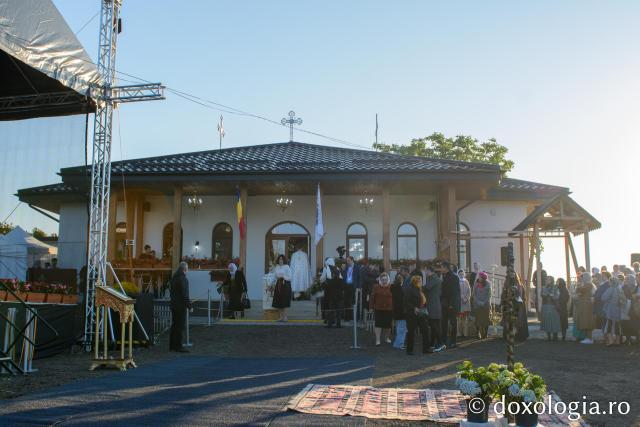 Un nou locaș închinat Sfântului Apostol Simon Zilotul a fost sfințit de Părintele Mitropolit Teofan