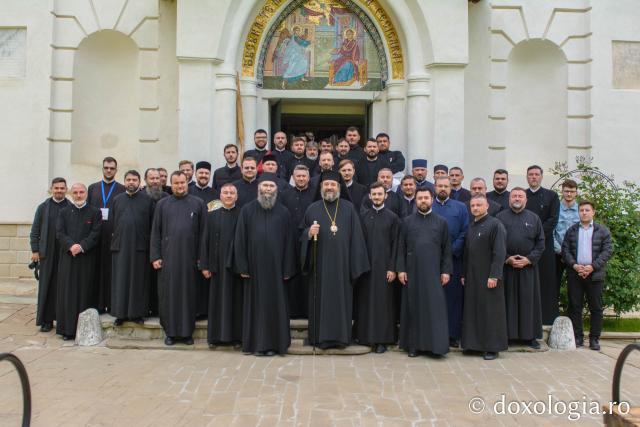 La Centrul „Sfântul Proroc Ilie” din Miclăușeni au loc cursurile pentru obținerea gradelor profesionale în preoție