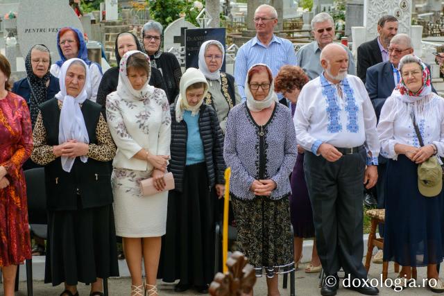 Slujiri arhierești în două parohii din Protopopiatul Botoșani