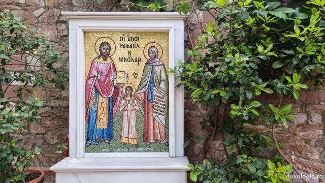 Galeria de Aghiasmă de la Mănăstirea Sfântului Rafail din Insula Lesvos