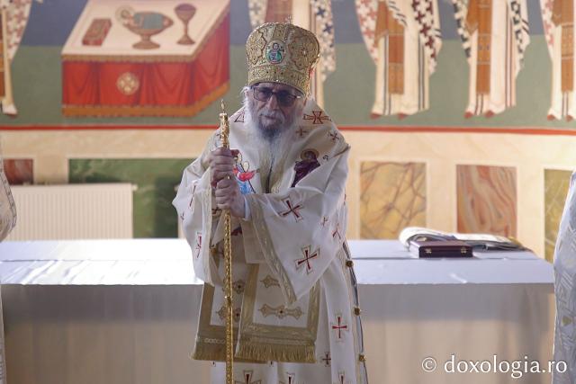 Înaltpreasfințitul Efrem, Mitropolit de Tripoli, Al-Koura și Împrejurimi din Patriarhia Antiohiei