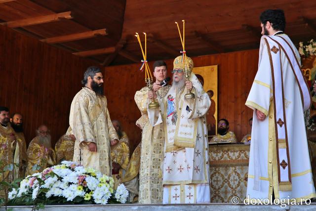 Înaltpreasfințitul Efrem, Mitropolit de Tripoli, Al-Koura și Împrejurimi din Patriarhia Antiohiei