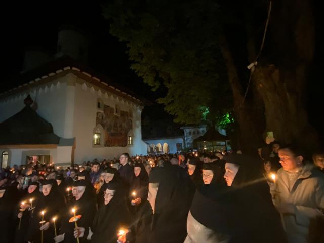 Slăvitul Praznic al Învierii Domnului Hristos la Mănăstirea Văratec
