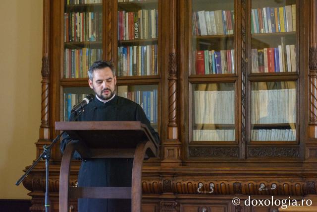 Premii pentru olimpicii la disciplinele de specialitate din cadrul Seminariilor Teologice și vocaționale