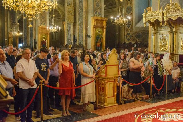 Praznicul Cincizecimii, la Catedrala Mitropolitană din Iași