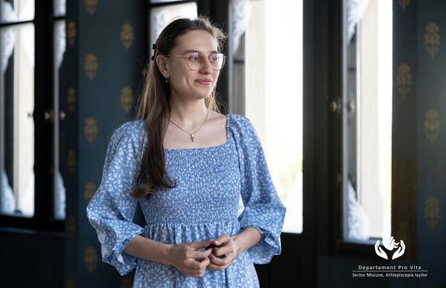 ECATERINA, 1 DIN CEI 100 EXCEPȚIONALI. Studiază Teologia, pictează icoane din dragostea izvorâtă acasă, în familia cu 7 copii
