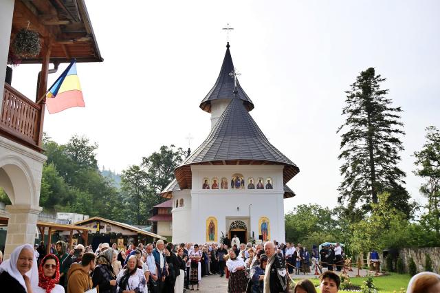 sfințire Biserica Mănăstirea Bisericani