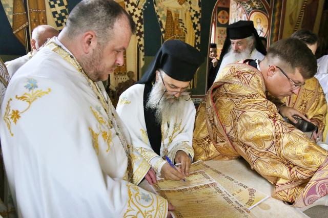 sfințire Biserica Mănăstirea Bisericani