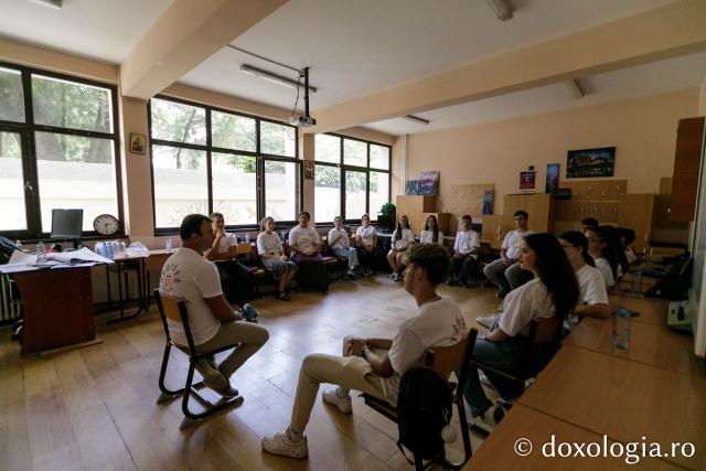 Peste 1500 de tineri din toată Moldova participă timp de trei zile la ITOM 2024