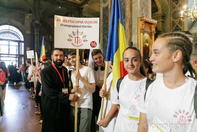 Peste 1500 de tineri din toată Moldova participă timp de trei zile la ITOM 2024