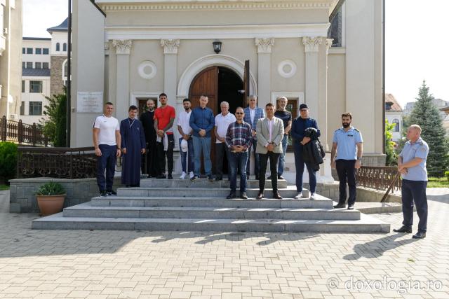 Persoane private de libertate de la Penitenciarul Iași în vizită la biserica Banu