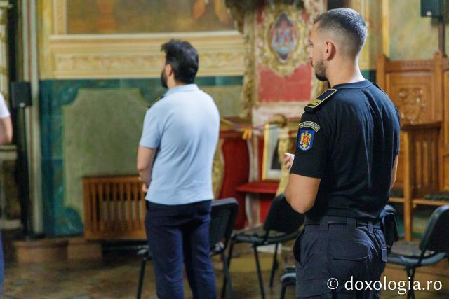 Persoane private de libertate de la Penitenciarul Iași în vizită la biserica Banu