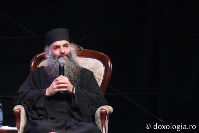 Părintele Pimen Vlad le-a vorbit tinerilor participanți la ITOM 2024