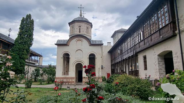 Mănăstirea Arnota