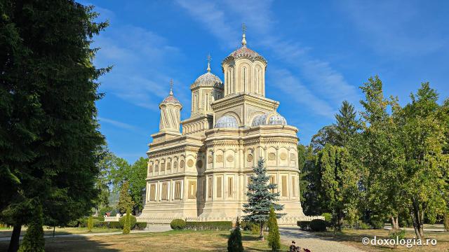 Mănăstirea Curtea de Argeș