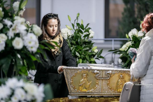 Temeiuri biblice pentru cinstirea sfinților și a sfintelor moaşte