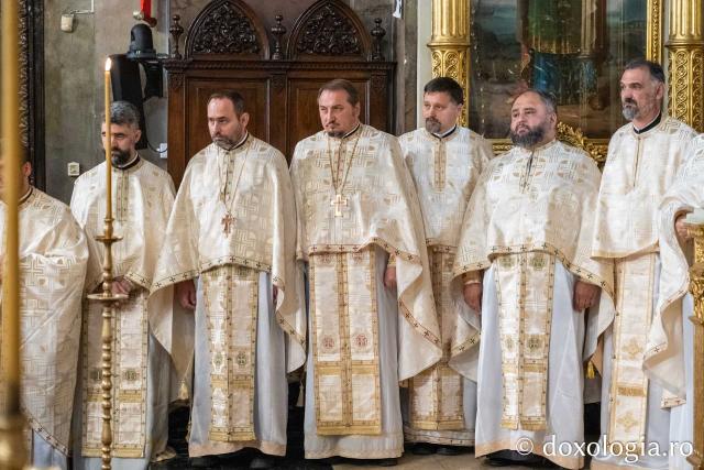 Revedere de 20 de ani de la absolvirea Facultății de Teologie Ortodoxă din Iași