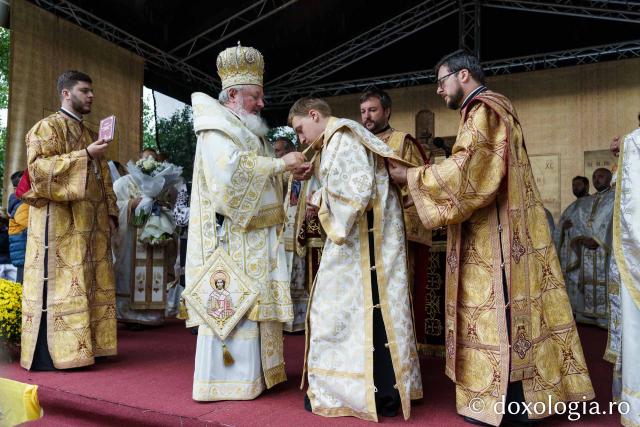 Doi ierarhi au sfințit biserica Parohiei „Sfântul Ierarh Nicolae” din Ciulinești - Probota