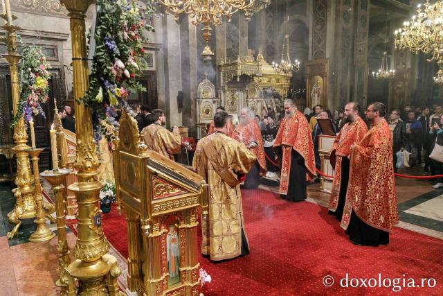 Priveghere în cinstea Sfântului Gheorghe la Catedrala Mitropolitană din Iași
