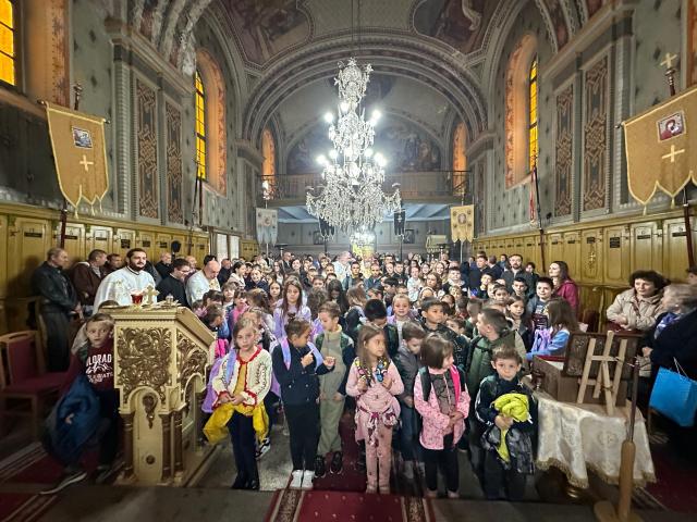 PS Ieronim, Episcopul Daciei Felix, a săvârșit Sfânta Liturghie în Parohia Ortodoxă Română din Kovin, Serbia