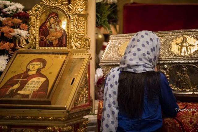 Ce am trăit la racla Sfintei Parascheva