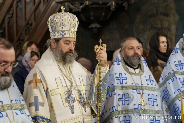 Slujire arhierească în cinstea Sfântului Cuvios Paisie Velicicovschi, la Mănăstirea Neamț