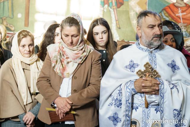 PS Nichifor a slujit în Parohia Lungani