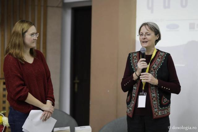 Proiecția filmului documentar Cămașa de duminică (România), în prezența regizoarei Cristina Chirvasie