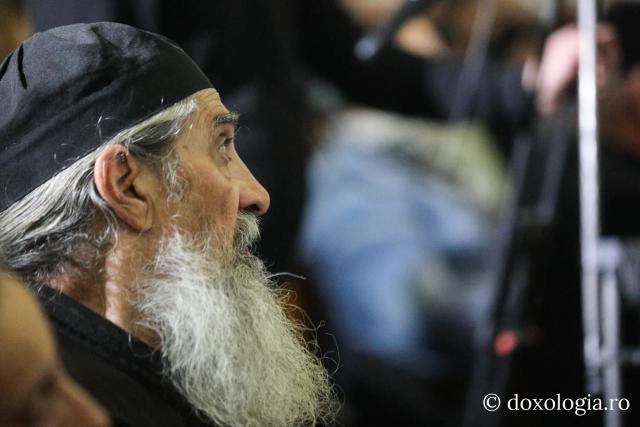 Părintele Efrem Vatopedinul a conferențiat la Iași, în cadrul Festivalului „Quo Vadis”