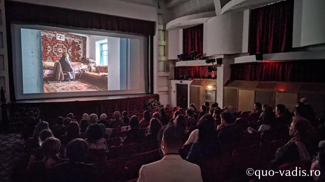 Proiecția filmului artistic Darul lui Dumnezeu (Kîrgîzstan), în prezența regizoarei Asel Zhuraeva