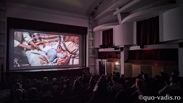 Proiecția filmului artistic Darul lui Dumnezeu (Kîrgîzstan), în prezența regizoarei Asel Zhuraeva