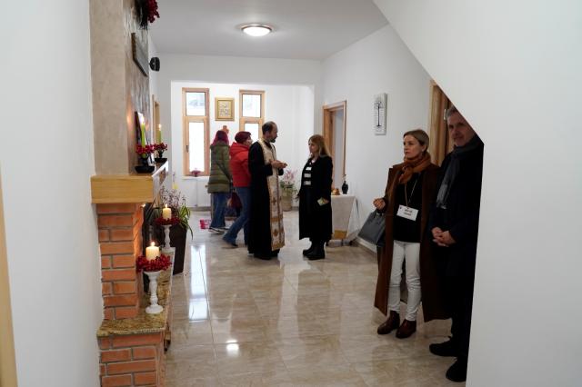 Un nou centru de recuperare din adicții, inaugurat la Iași. Așezământul social, binecuvântat de IPS Teofan