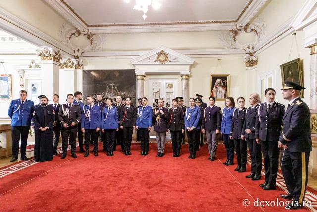Inspectoratul Judeţean de Jandarmi, Iaşi  – Colindători la Reședința Mitropolitană 2024