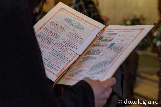 Mănăstirea Popăuți din Botoșani și-a sărbătorit ocrotitorul, pe Sfântul Ierarh Nicolae