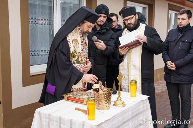 Slujire arhierească în Parohia Rediu - Răuseni
