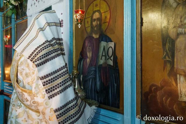 Slujire arhierească în Parohia Rediu - Răuseni