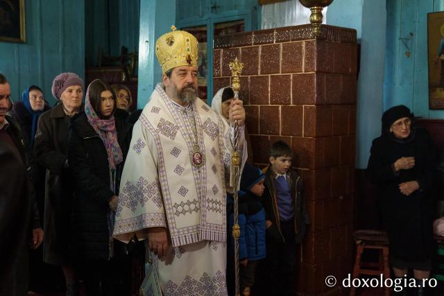Slujire arhierească în Parohia Rediu - Răuseni