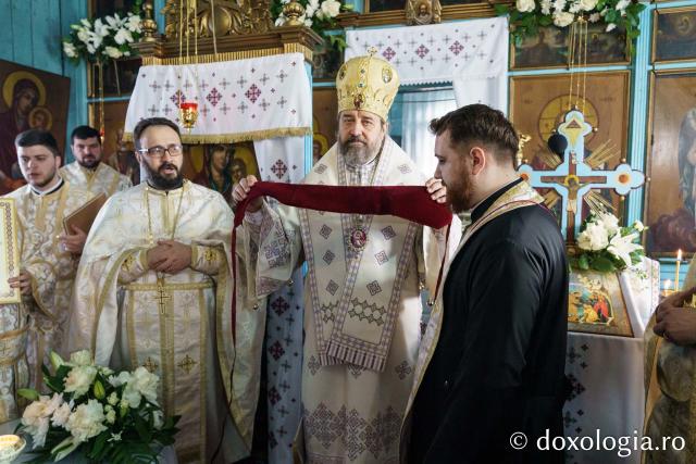 Slujire arhierească în Parohia Rediu - Răuseni