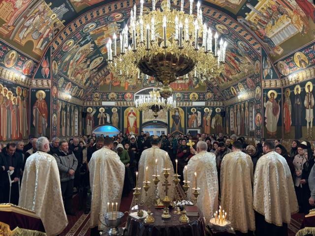 Cerc pastoral-misionar și concert de colinde în Parohia „Nașterea Maicii Domnului” Concești